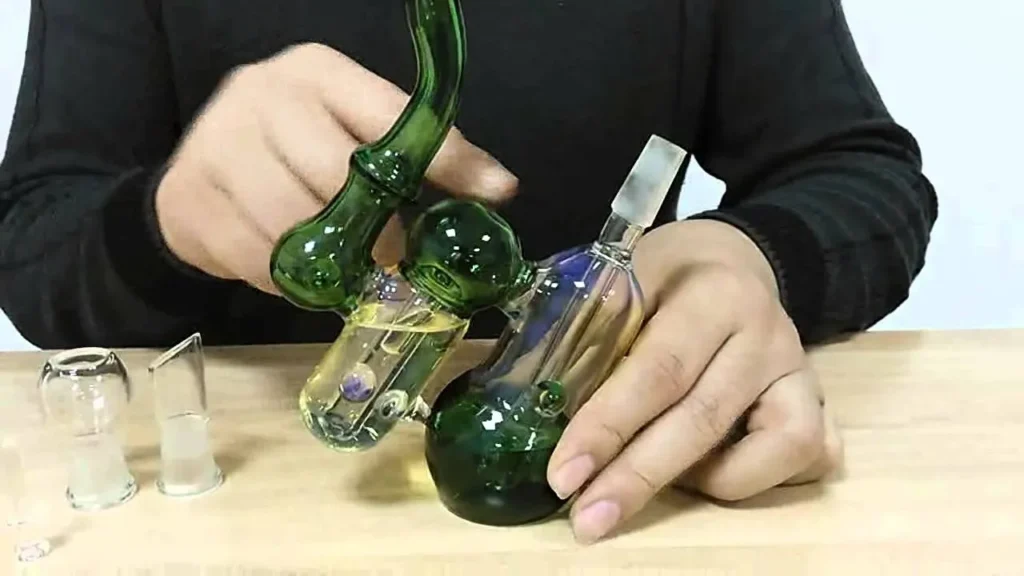 How Does a Bubbler Bong Work