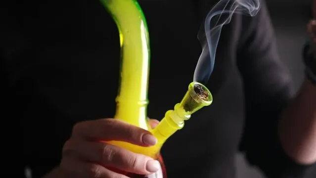 THC Drinks vs Smoking