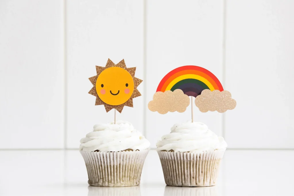  Decorating Desserts with Edible Smiles
